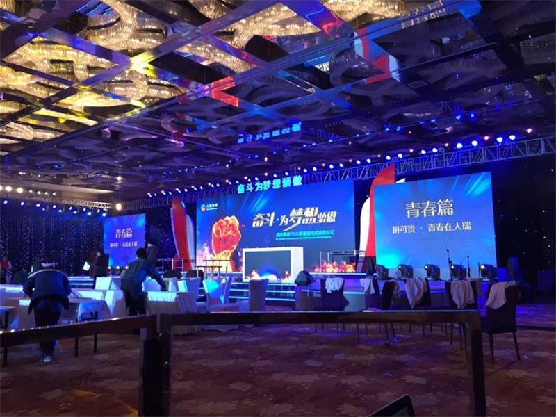 书法培训班：传承之桥与现代桥梁